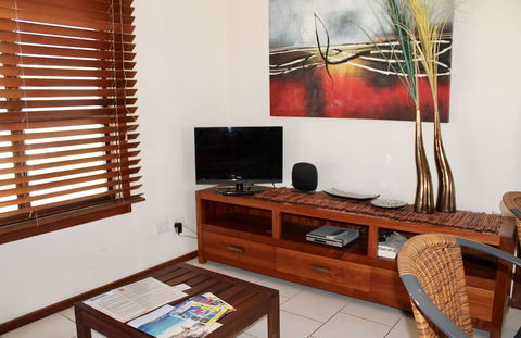 Wildsights Beach Units - Bed n Breakfasts 2