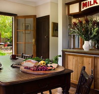 The Raglan - Accommodation Australia