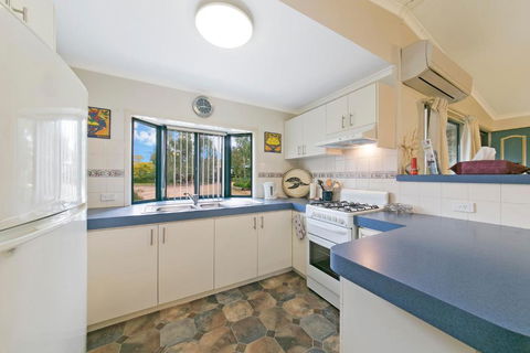 Hillside Country Retreat - Local Tourism 4