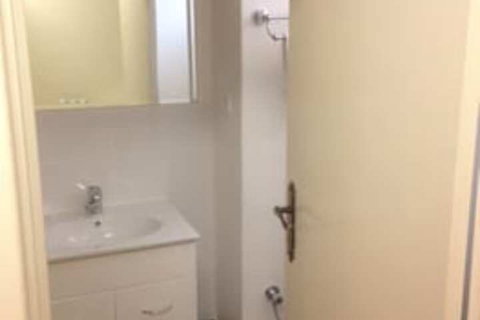 Budget Motel - Accommodation Australia 2