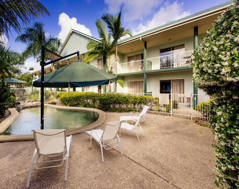 Shamrock Gardens Motel - Local Tourism 0