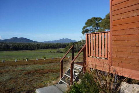Yakkalla Holiday Cottage - Accommodation Australia 2