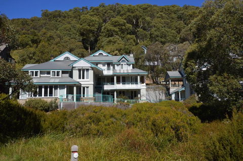 Aspect 2 - Bed n Breakfasts 1