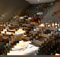 Phayathai Thai Restaurant - Local Tourism