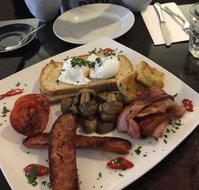 Shine Cafe Bar  Lounge - Local Tourism