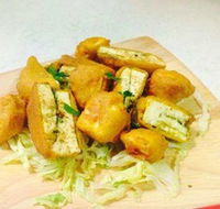 Curry Charmers - Accommodation Australia