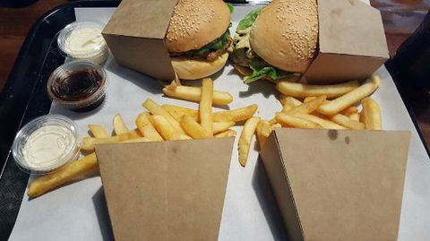 BurgiesBurgers - Accommodation Australia 0