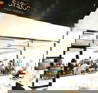 Sisco Pizza Restaurant - Accommodation Australia