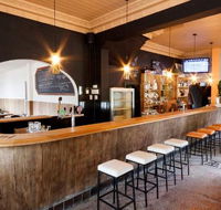 The Bridge Hotel - Accommodation Australia