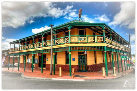 Austral Hotel - Restaurant - Australia Shopping 0