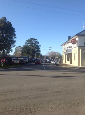 Longwarry Hotel - Bed n Breakfasts 0