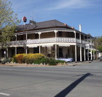 Seven Creeks Hotel - Accommodation Australia