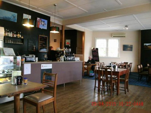 Smokeytown Cafe - Accommodation Australia 0