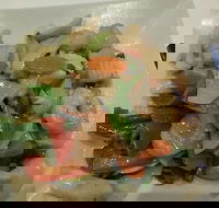 The Paynesville Motor Cruiser Club East West Restaurant - Australia Shopping