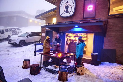 The Whitt Restaurant At Mount Buller - Local Tourism 0