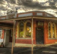 Kangaroo Hotel - Local Tourism