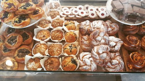 Pandesal Bakery - Accommodation Australia 0