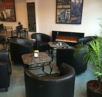 SKYES Cafe  Courtyard - Accommodation Australia