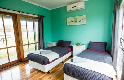 The 12 Apostles Inn / Princetown Tavern - Bed n Breakfasts 11