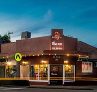 Adam's Ribs  Pizza - Accommodation Australia