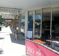 James' Takeaway Cafe - Accommodation Australia