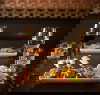 Kings XI Indian Restaurant - Accommodation Australia