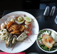Flame Lounge and Dining - Accommodation Australia