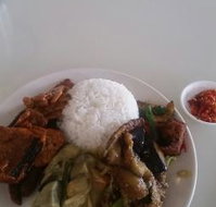 Green Palace Thai Vegetarian - Bed n Breakfasts