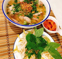 Thuan Thien's Restaurant - Bed n Breakfasts
