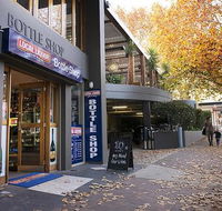 Commodore Hotel - Accommodation Australia