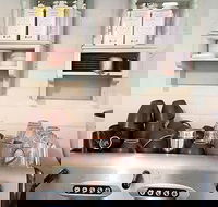 b.Ash Cafe - Accommodation Australia