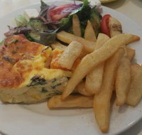 Bowral Cafe  Patisserie - Bed n Breakfasts