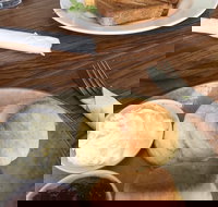 Cecilia's - Local Tourism