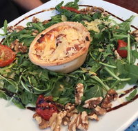 Milk Factory Gallery Cafe - Bed n Breakfasts