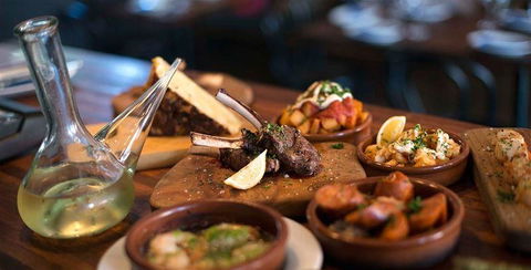 Las Tapas - Accommodation Australia 15