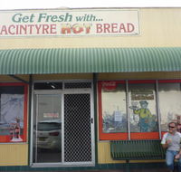 MacIntyre Hot Bread Shop - Accommodation Australia