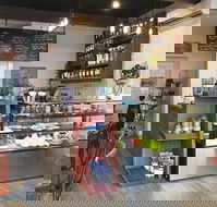 Rawsome Earth Cafe - Local Tourism