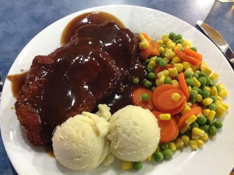 The Parkes Services Club Bistro - Australia Shopping 0