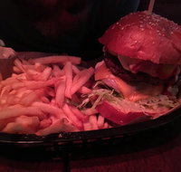 2 Smoking Barrels - Bed n Breakfasts