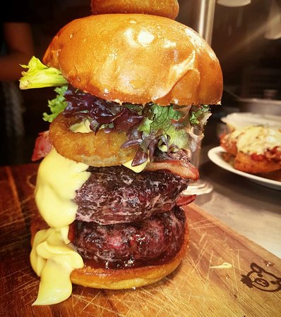 Canuck Rack Shack - Local Tourism 0