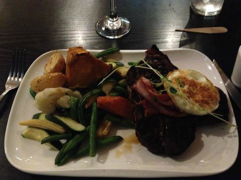 Moree Services Club - Local Tourism 0