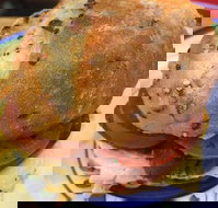 Quotes Cafe - Bed n Breakfasts