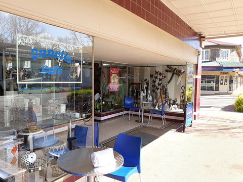 Juneil's - Local Tourism 0