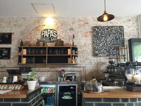 Papa's Bagel Bar - Accommodation Australia 0