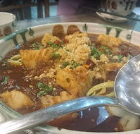 Yat Bun Tong - Accommodation Australia