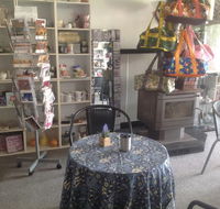 Loz's Coffee and Gifts - Accommodation Australia