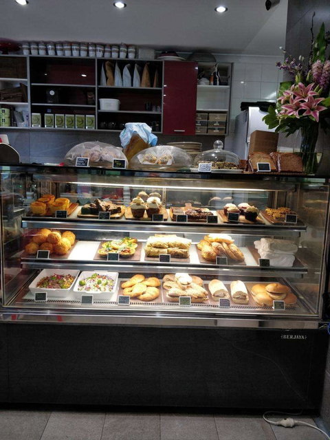 Kinky Swell - Local Tourism 0