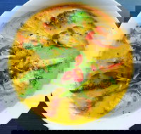 Roll in  Out - Accommodation Australia