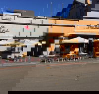 The Roses Cafe - Accommodation Australia