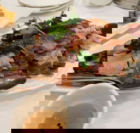 Golden Palace Chinese Restaurant - Bed n Breakfasts